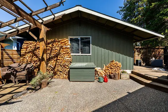 920 Adderley Street, North Vancouver For Sale - image 36