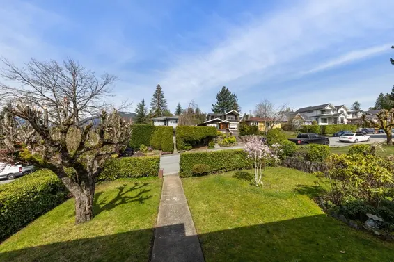 419 East 17th Street, North Vancouver For Sale - image 5