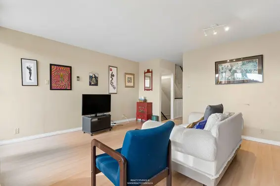 1459 Clyde Avenue, West Vancouver For Sale - image 3