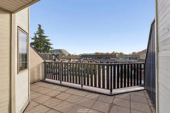 1459 Clyde Avenue, West Vancouver For Sale - image 7