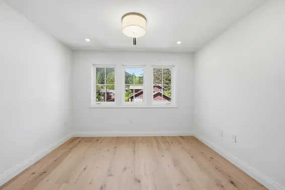1249 Frederick Road, North Vancouver For Sale - image 23
