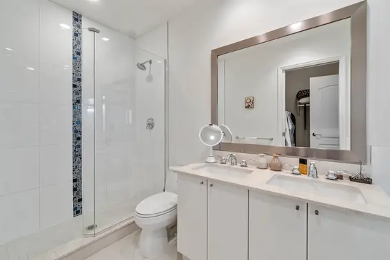 201 162 Victory Ship Way, North Vancouver For Sale - image 11