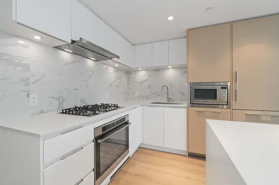 904 1500 Fern Street, North Vancouver For Sale - image 7