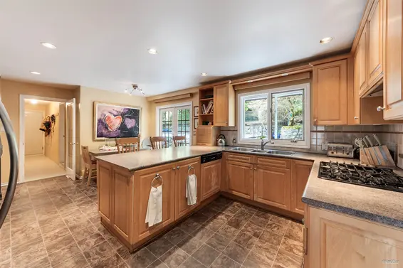 163 Stevens Drive, West Vancouver For Sale - image 18