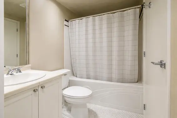 1105 170 West 1st Street, North Vancouver For Sale - image 8