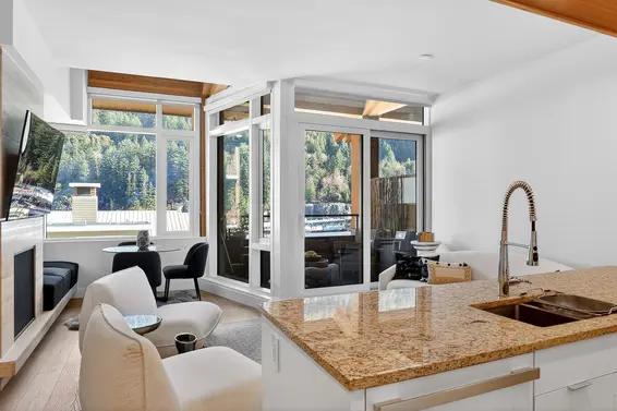 506 6687 Nelson Avenue, West Vancouver For Sale - image 1