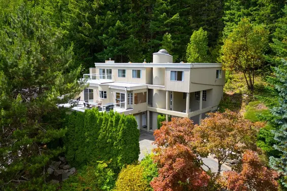 4895 Northwood Drive, West Vancouver For Sale - image 35