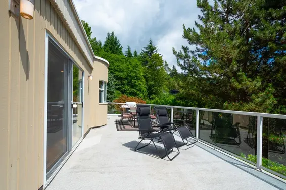 4895 Northwood Drive, West Vancouver For Sale - image 9
