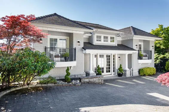 8 Ocean Point Drive, West Vancouver For Sale - image 6