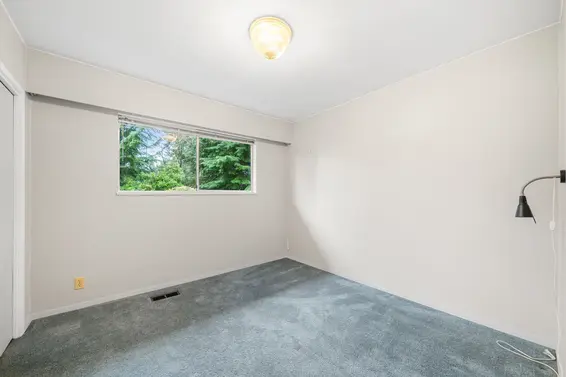 2086 Tompkins Crescent, North Vancouver For Sale - image 17