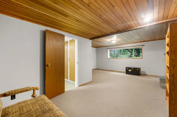 2086 Tompkins Crescent, North Vancouver For Sale - image 21