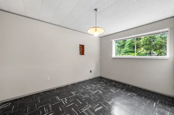 2086 Tompkins Crescent, North Vancouver For Sale - image 23