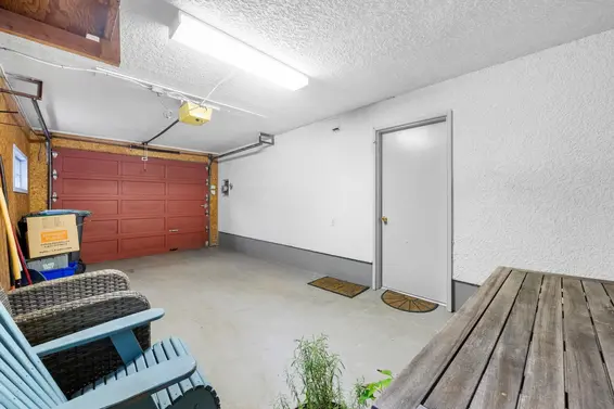 2086 Tompkins Crescent, North Vancouver For Sale - image 25