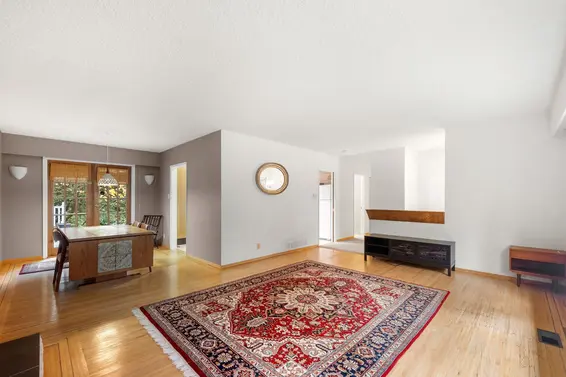 2086 Tompkins Crescent, North Vancouver For Sale - image 8