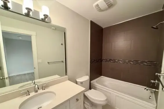 2023 Larson Road, North Vancouver For Sale - image 27