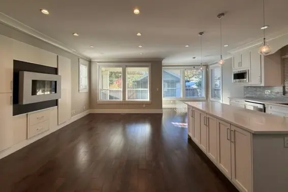 2023 Larson Road, North Vancouver For Sale - image 5