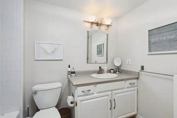 306 1385 Draycott Road, North Vancouver For Sale - image 13