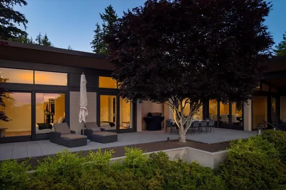 6210 Overstone Drive, West Vancouver For Sale - image 36
