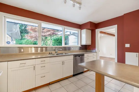 3084 Paisley Road, North Vancouver For Sale - image 15