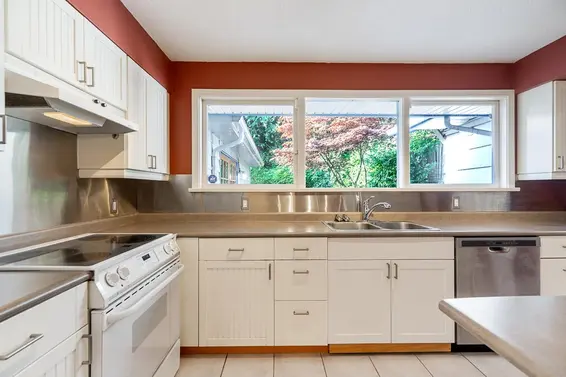 3084 Paisley Road, North Vancouver For Sale - image 16