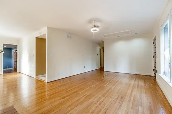 3084 Paisley Road, North Vancouver For Sale - image 8