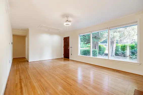 3084 Paisley Road, North Vancouver For Sale - image 9