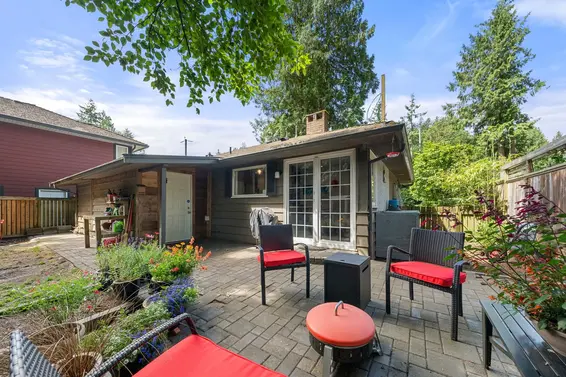 2010 Mackay Avenue, North Vancouver For Sale - image 24