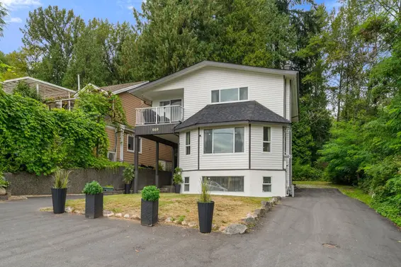 660 East 22nd Street, North Vancouver For Sale - image 2