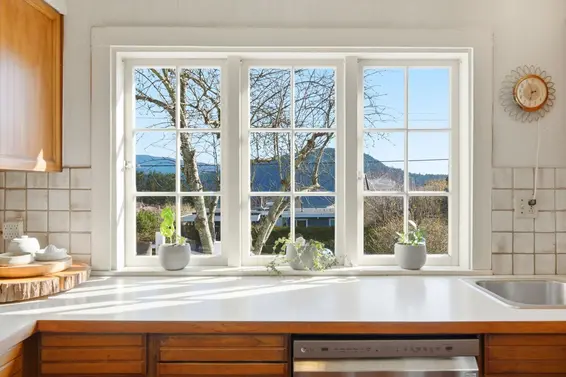 487 Roslyn Boulevard, North Vancouver For Sale - image 14