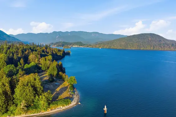 487 Roslyn Boulevard, North Vancouver For Sale - image 34