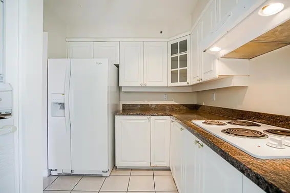 8D 338 Taylor Way, West Vancouver For Sale - image 3