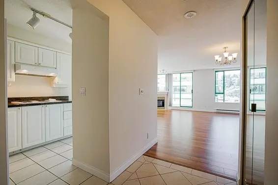 8D 338 Taylor Way, West Vancouver For Sale - image 8