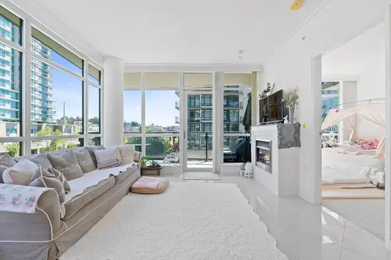 602 162 Victory Ship Way, North Vancouver For Sale - image 3