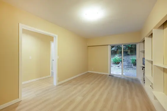 111 Bonnymuir Drive, West Vancouver For Sale - image 23