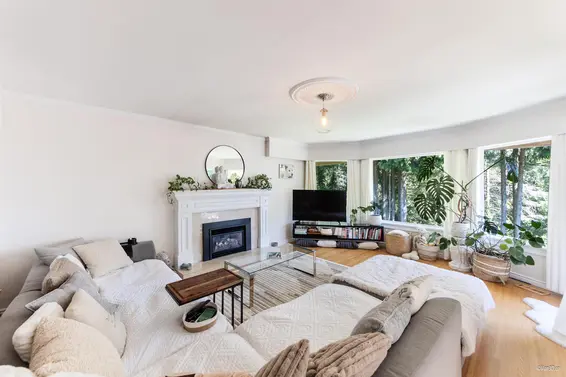 91 Deep Dene Place, West Vancouver For Sale - image 3