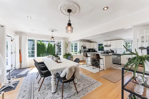 91 Deep Dene Place, West Vancouver For Sale - image 9