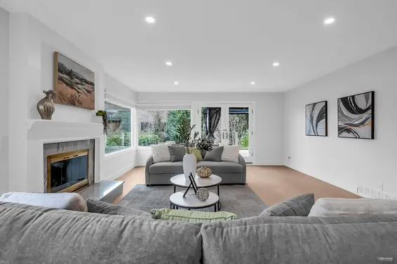 4030 Ripple Road, West Vancouver For Sale - image 7