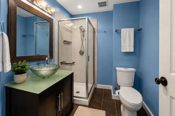 799 Donegal Place, North Vancouver For Sale - image 11