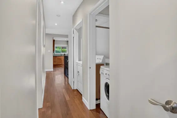 799 Donegal Place, North Vancouver For Sale - image 35