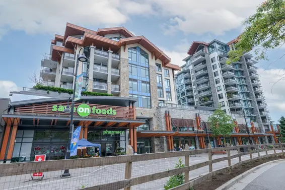 510 2780 Valley Centre Avenue, North Vancouver