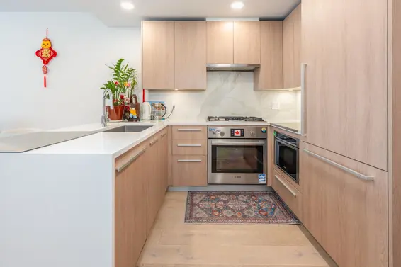 510 2780 Valley Centre Avenue, North Vancouver For Sale - image 7