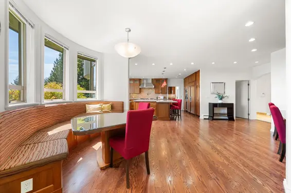 4406 Woodpark Road, West Vancouver For Sale - image 15