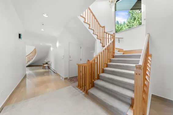 4406 Woodpark Road, West Vancouver For Sale - image 22
