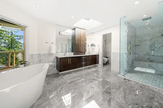 4406 Woodpark Road, West Vancouver For Sale - image 27