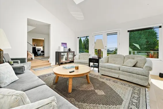 990 Leyland Street, West Vancouver For Sale - image 16