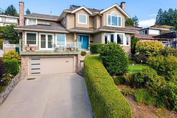 990 Leyland Street, West Vancouver For Sale - image 2