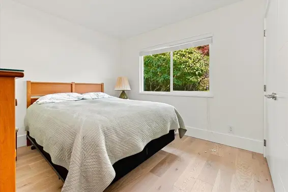 990 Leyland Street, West Vancouver For Sale - image 28