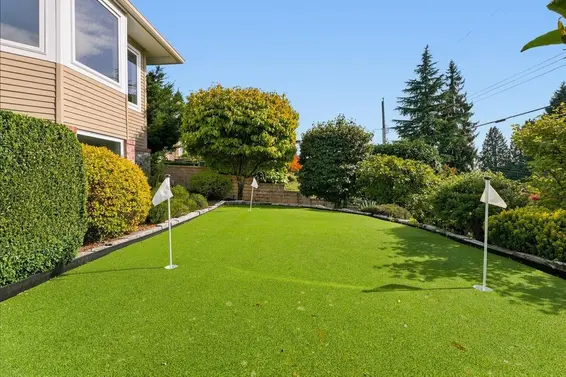 990 Leyland Street, West Vancouver For Sale - image 3