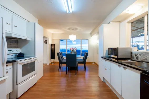 797 Eyremount Drive, West Vancouver For Sale - image 24