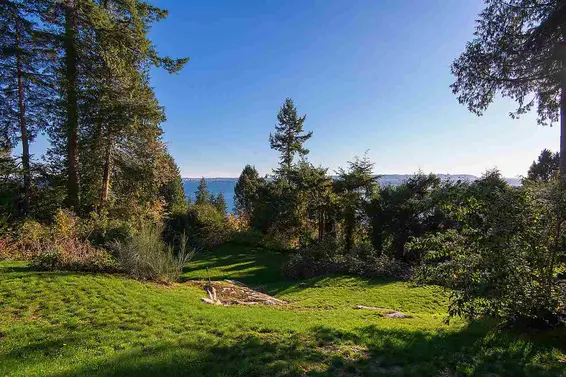 3290 Mathers Avenue, West Vancouver For Sale - image 25